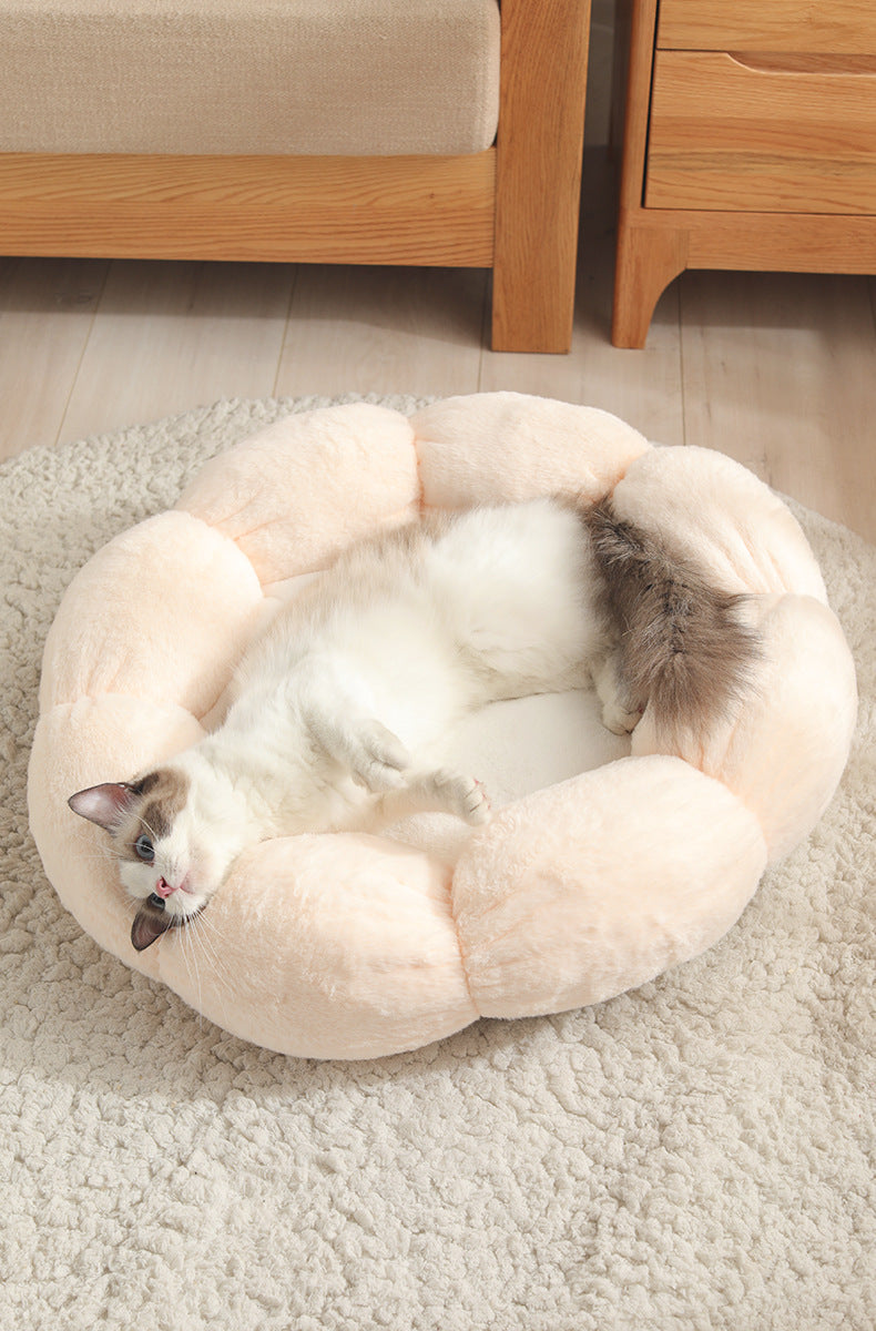 Flower-Shaped Pet Bed Mat