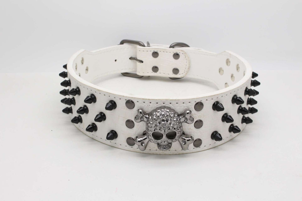 Skull Stud PU Dog Collar
