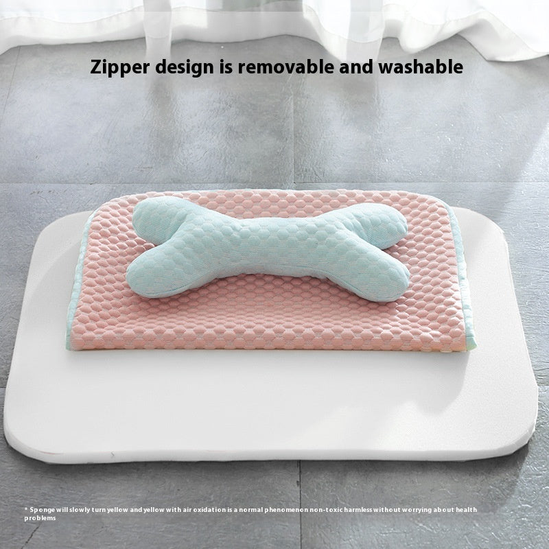 Big-Eyed Animal Cool-Feel Pet Mat