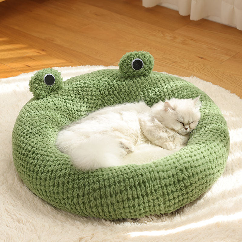 Plush Frog Pet Bed